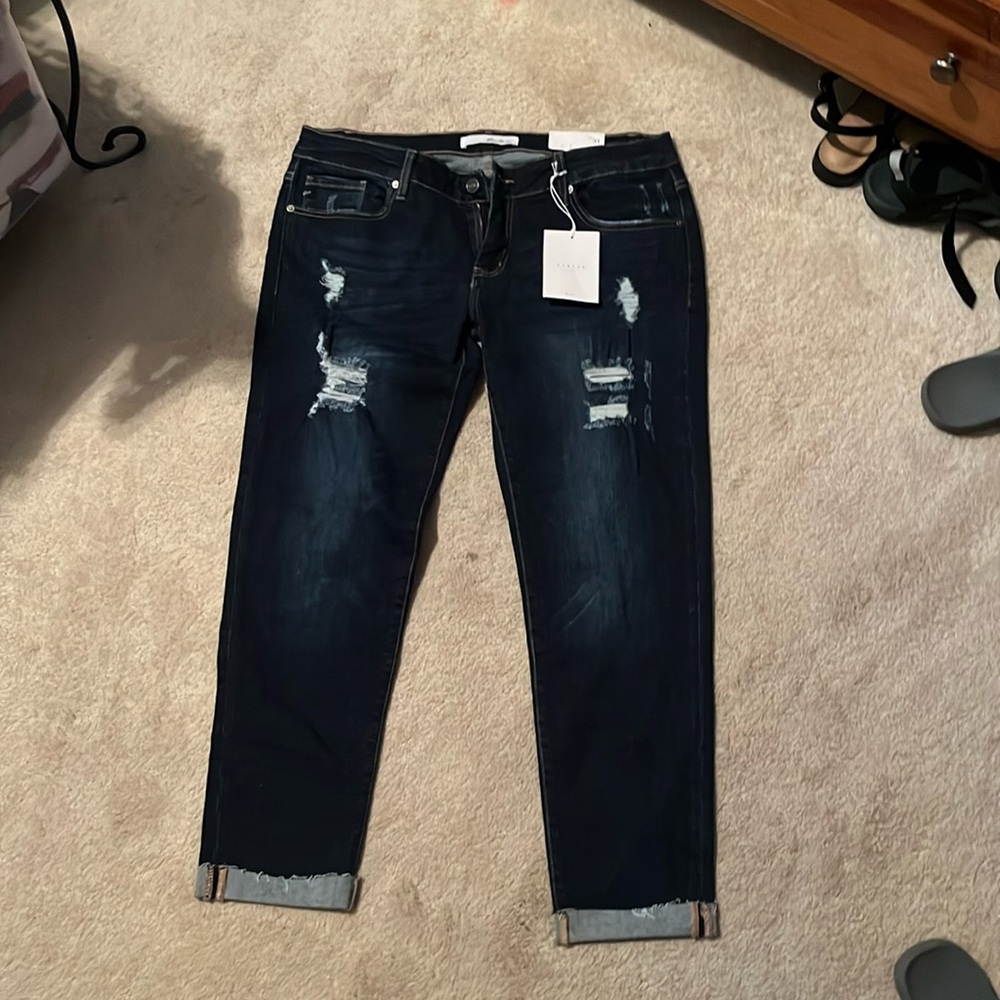 The size could be wrong as I wear size 31 but too small for me. Beautiful jeans
